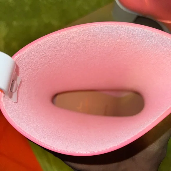 Beautiful Bubblegum pink💖 Christian Louboutins ❤️ - Picture 5 of 12